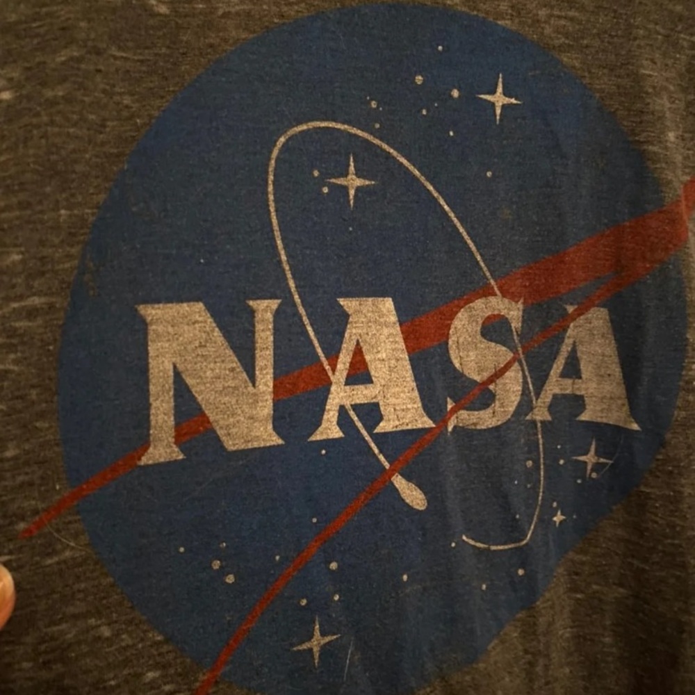 NASA shirt - Picture 2 of 4